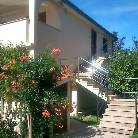 Apartments Vlašići エクステリア 写真