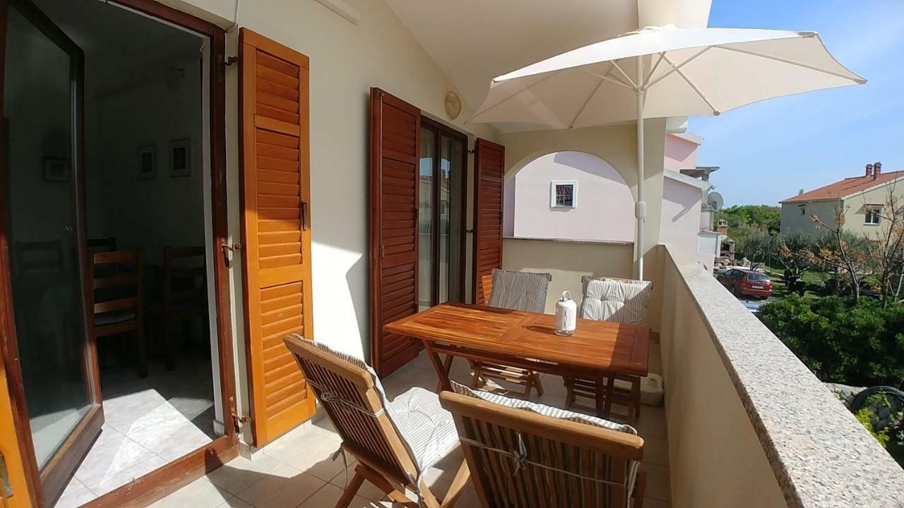 Apartments Vlašići エクステリア 写真